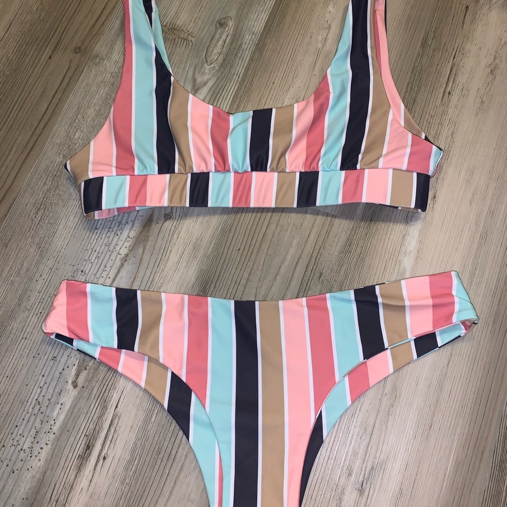 •Bikini set• Never Worn- Kulani Kinis